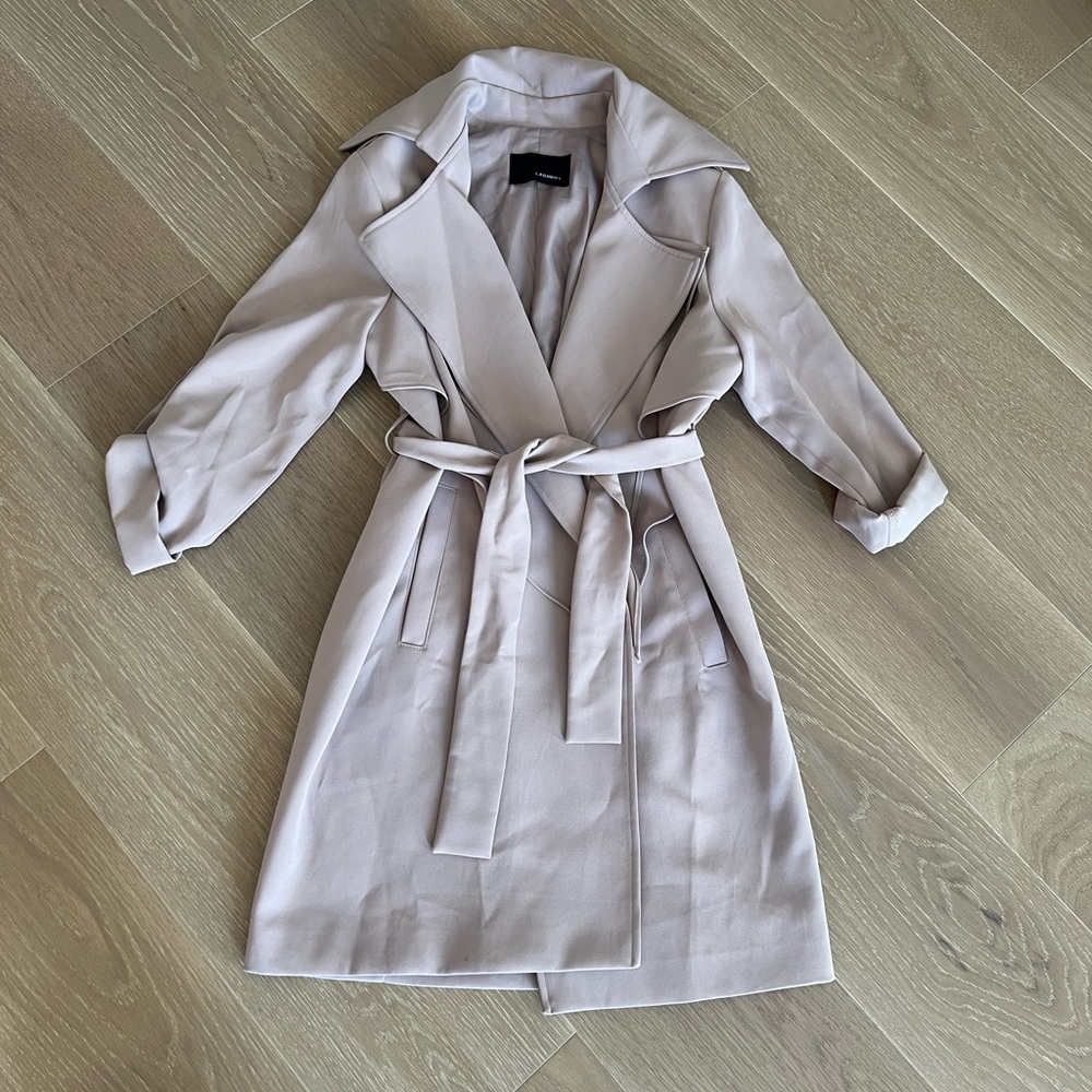Drape Trench coat